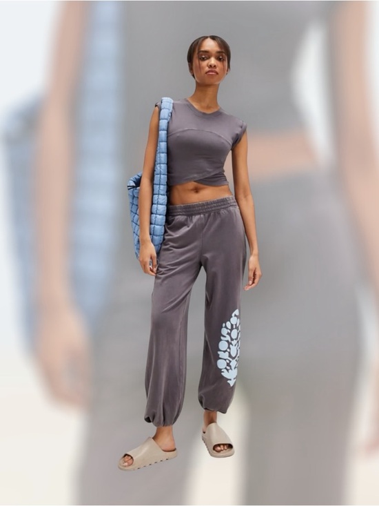 free people movement Pants - NWT FP MOVEMENT LOGO HOT SHOT CROSSOVER SET